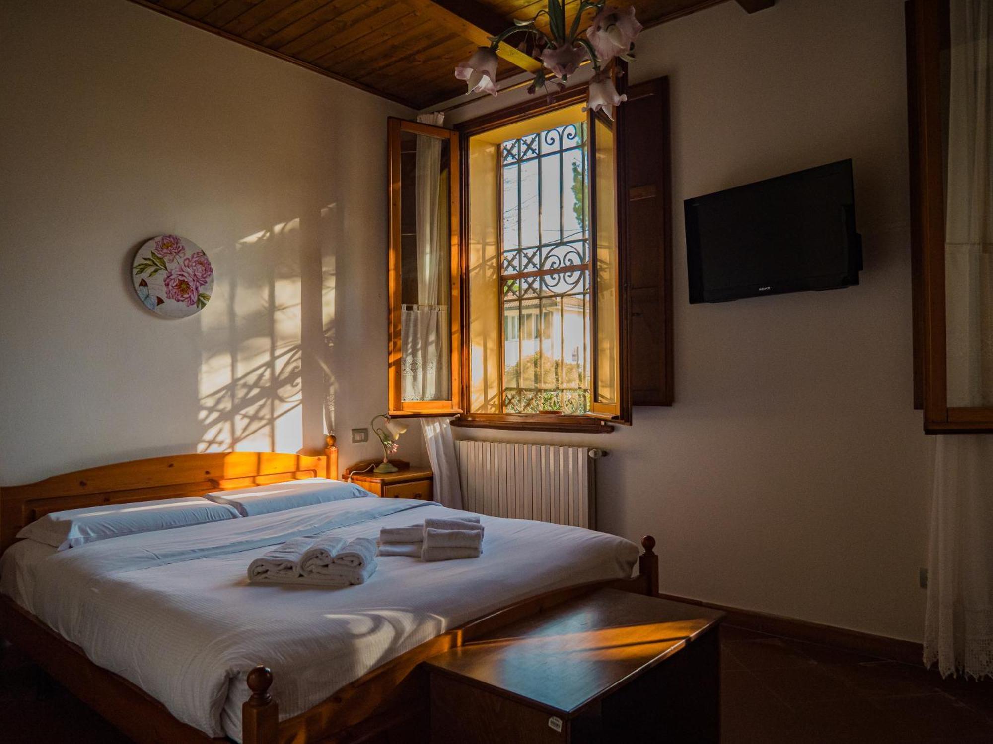 B&B Villa Erika Луго Экстерьер фото